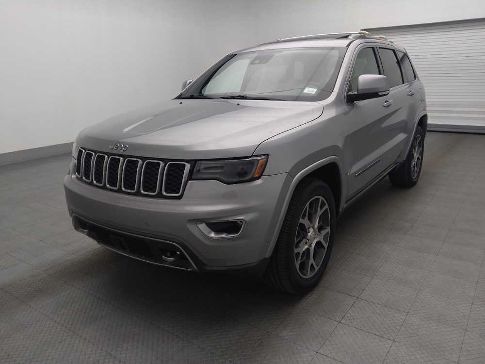 2018 Jeep Grand Cherokee Limited Sterling Edition's photo