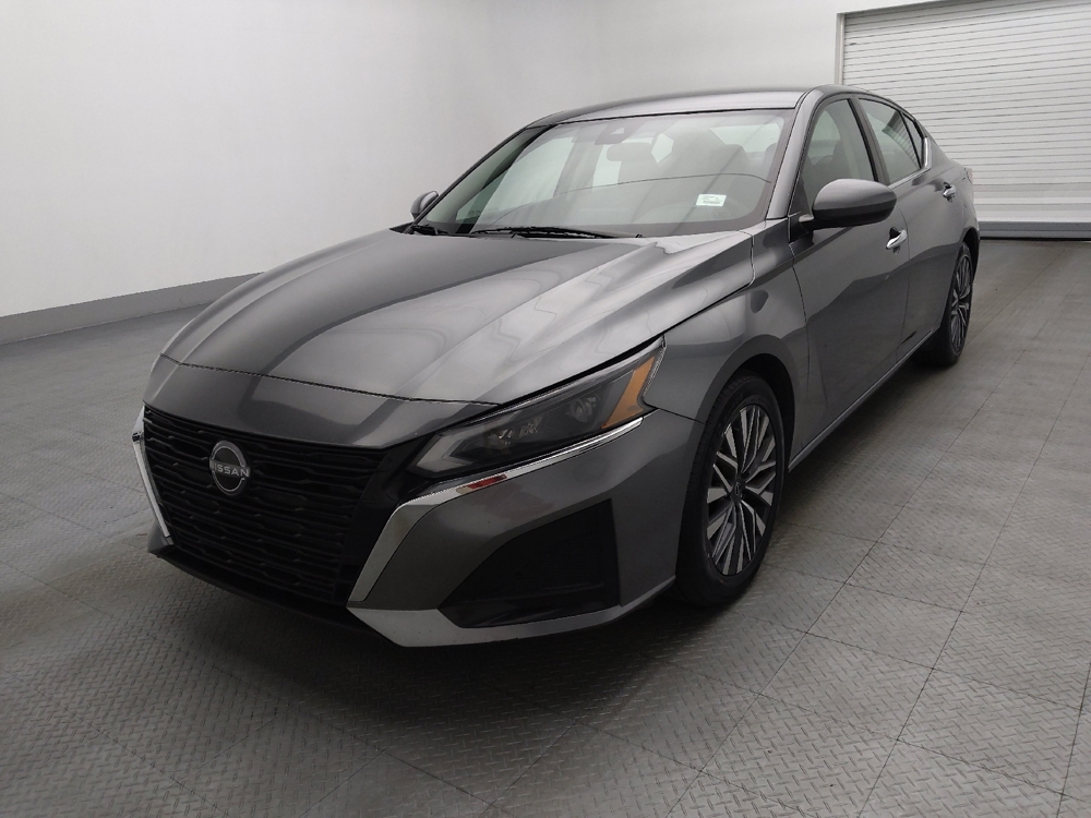 2023 Nissan Altima SV's photo