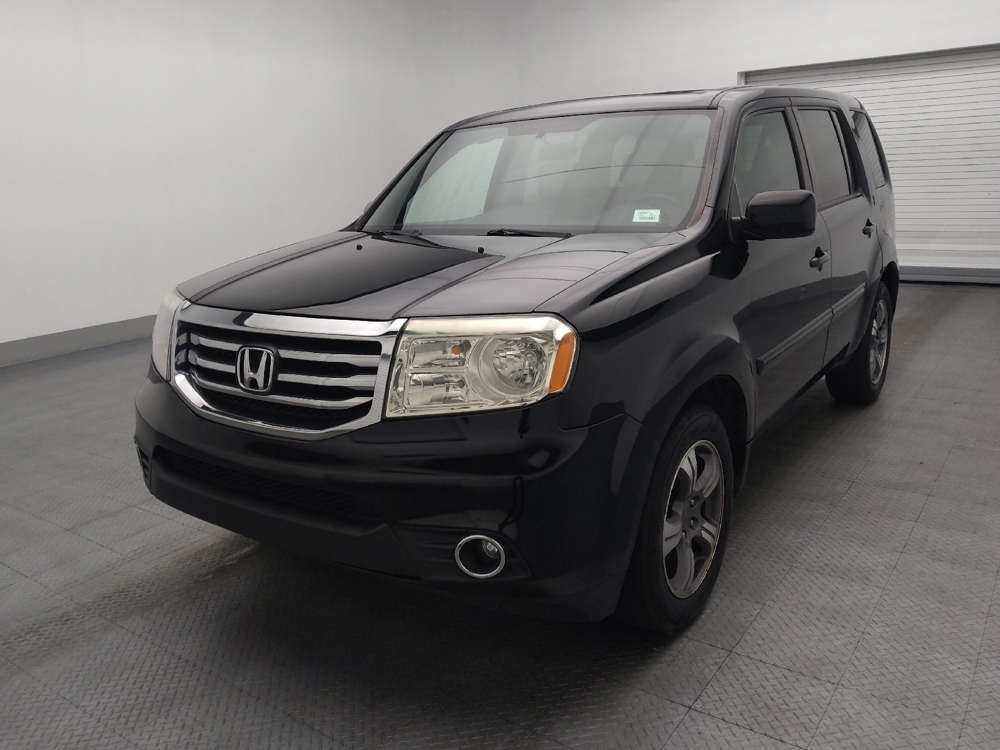 2015 Honda Pilot SE's photo