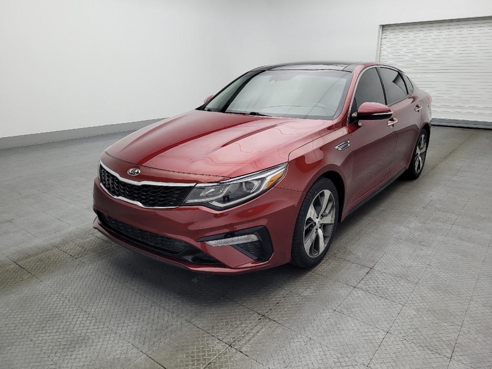 2019 Kia Optima S's photo