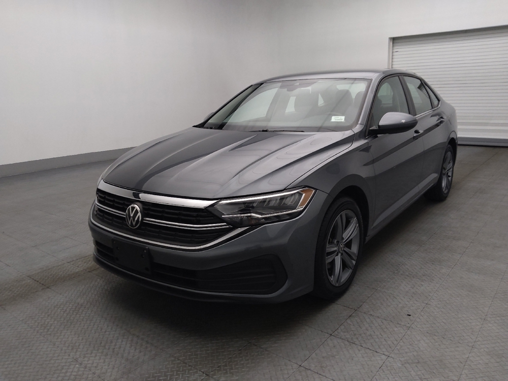 2024 Volkswagen Jetta SE's photo