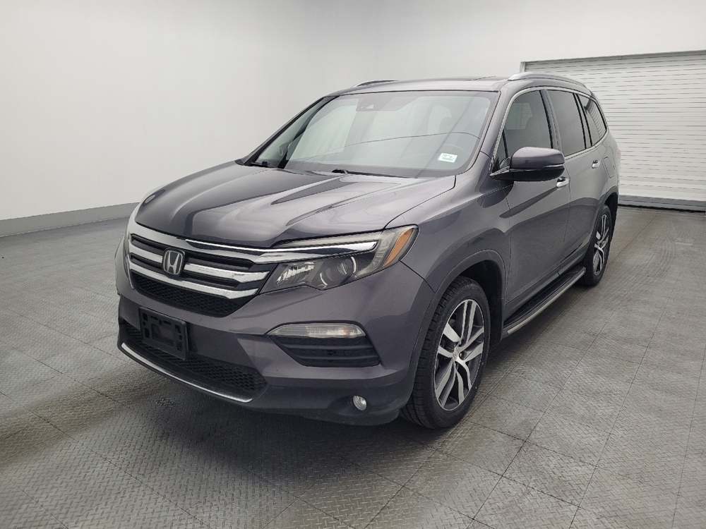 2018 Honda Pilot Elite's photo