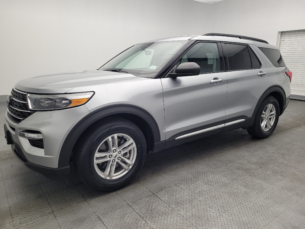 2024 Ford Explorer XLT's photo