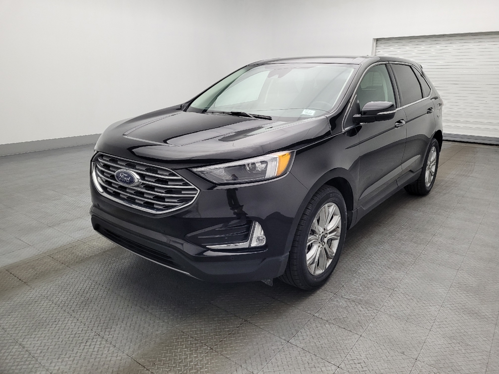 2024 Ford Edge Titanium's photo