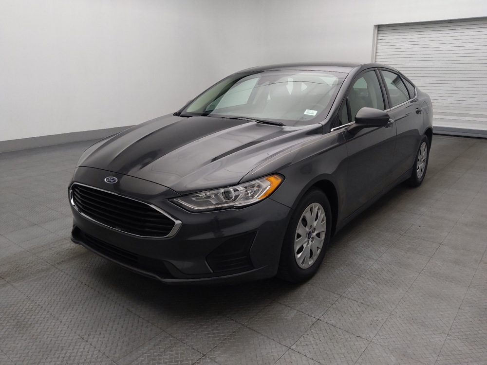2020 Ford Fusion S's photo