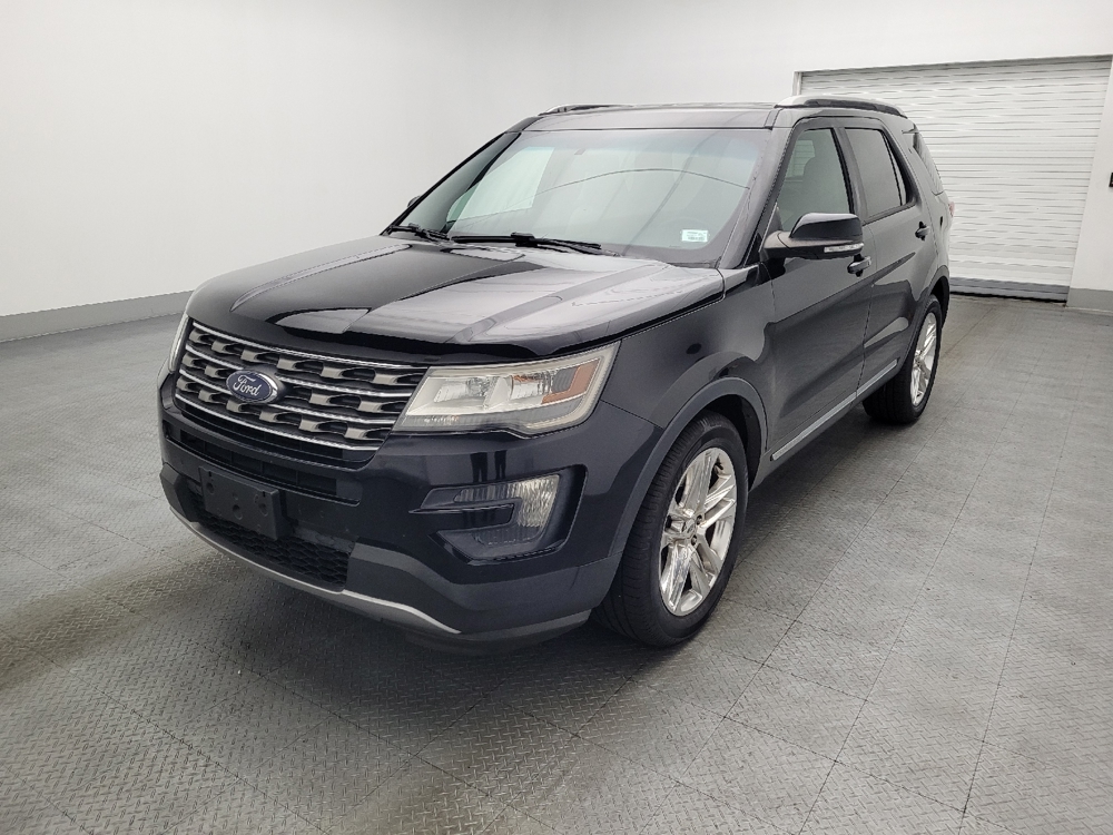 2016 Ford Explorer XLT's photo