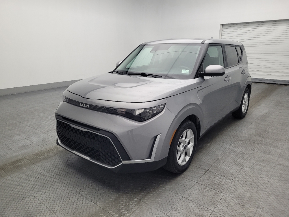 2024 Kia Soul LX's photo