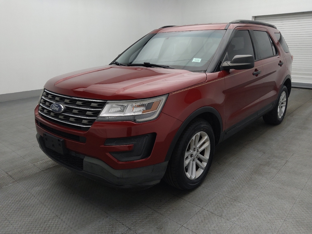 2016 Ford Explorer Base's photo