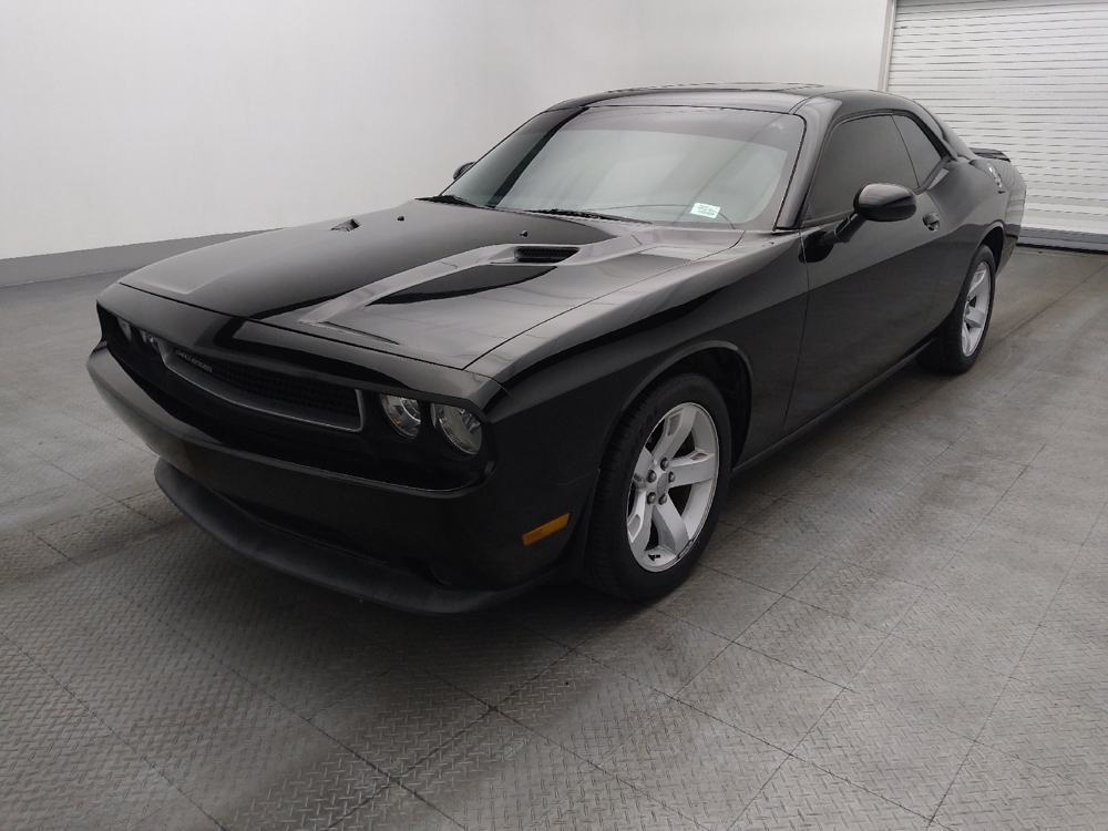 2013 Dodge Challenger SXT's photo