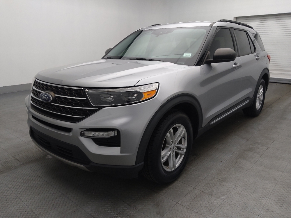 2022 Ford Explorer XLT's photo