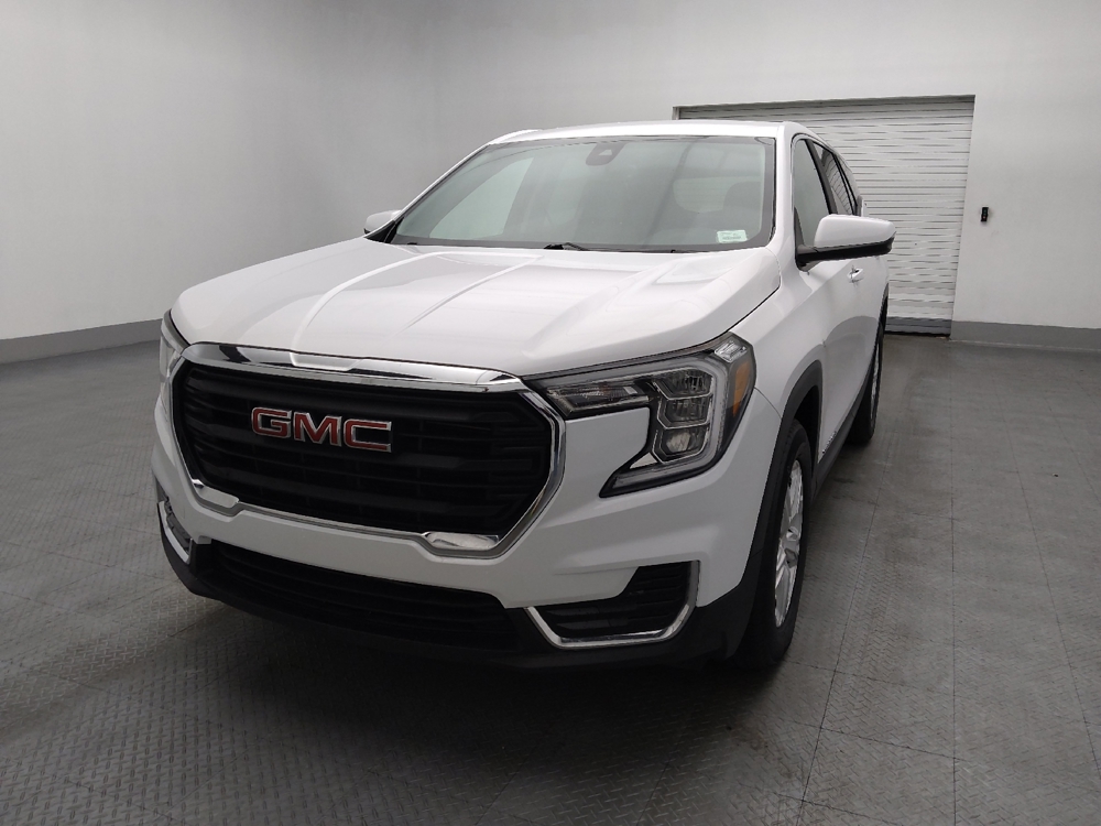 2024 GMC Terrain SLE's photo