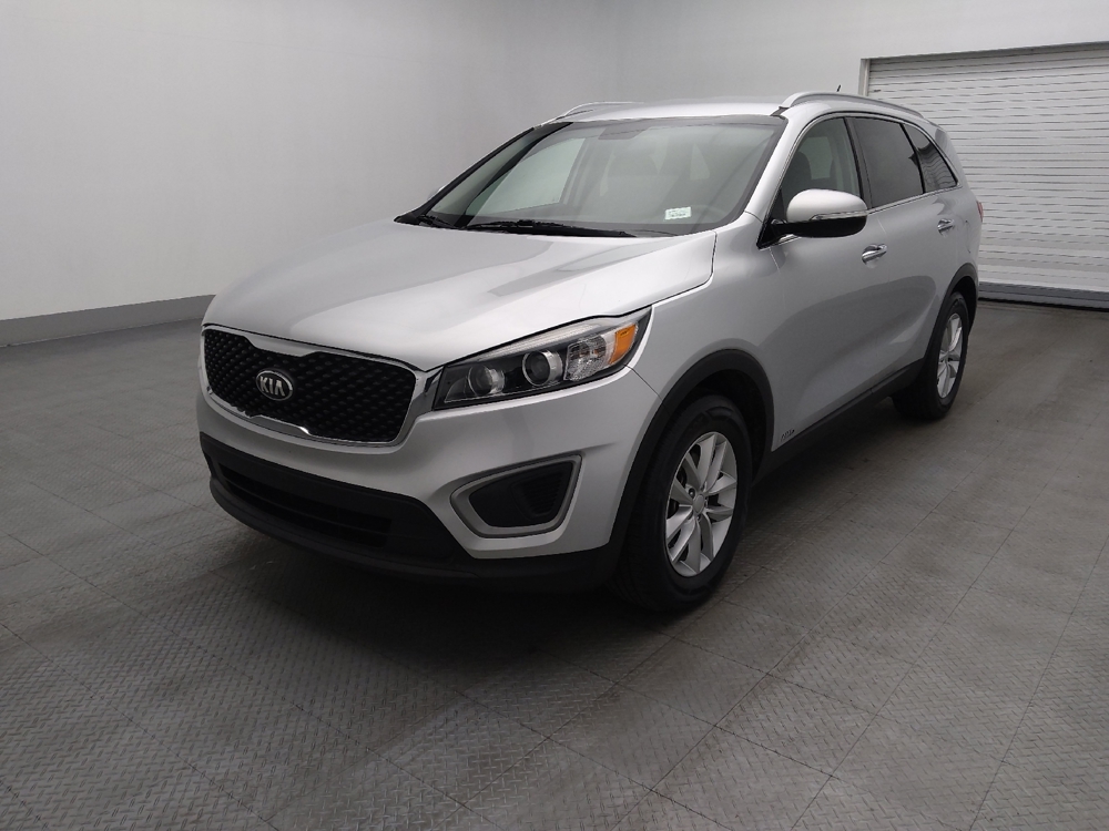 2017 Kia Sorento LX's photo