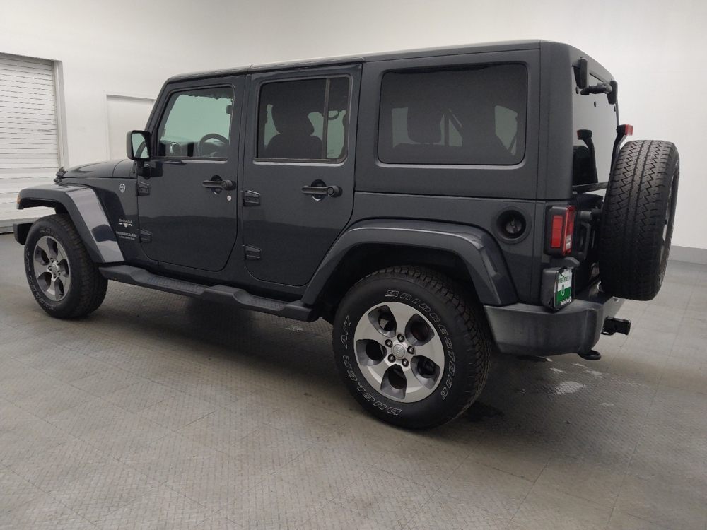 2017 Jeep Wrangler Unlimited Sahara - Photo 3