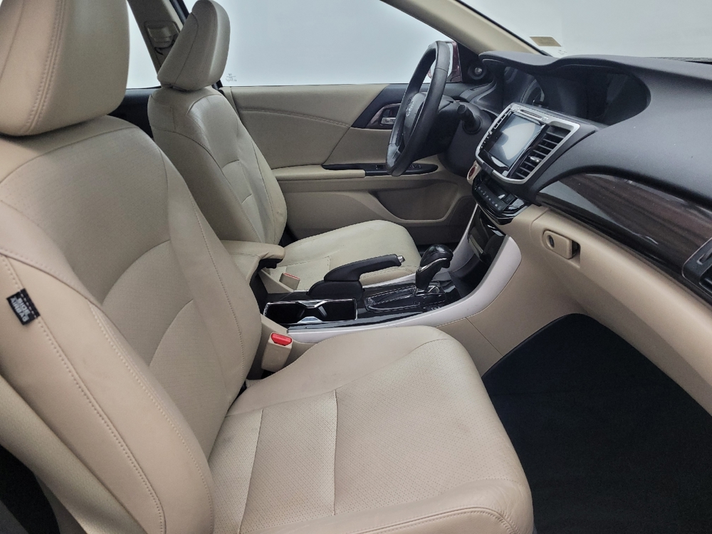 2016 Honda Accord EX-L - Photo 16