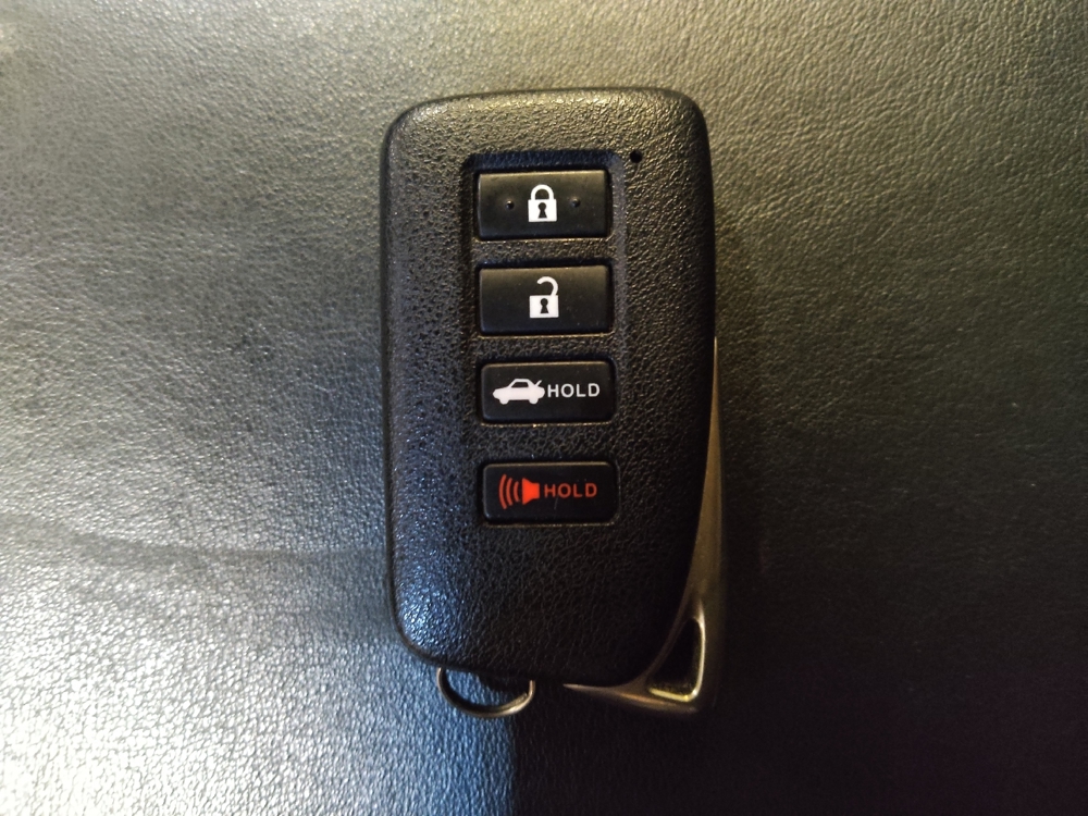 2015 Lexus ES 350 - Photo 25