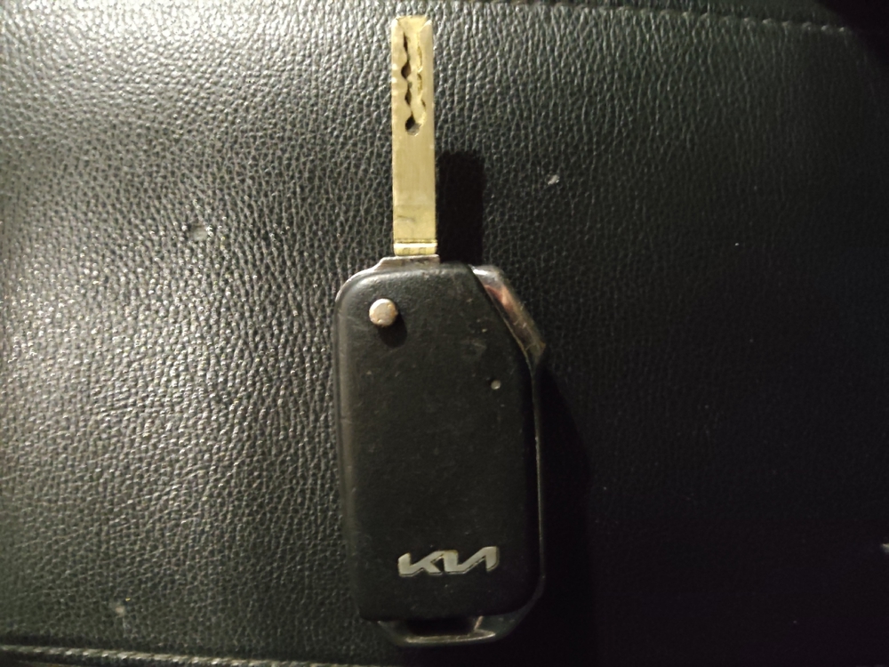 2023 Kia Soul LX - Photo 25