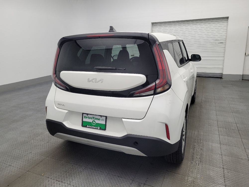 2023 Kia Soul LX - Photo 6