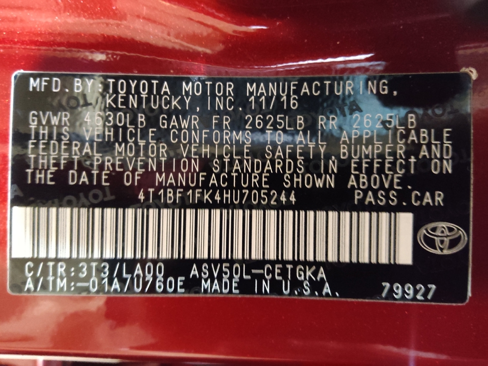2017 Toyota Camry XLE - Photo 26
