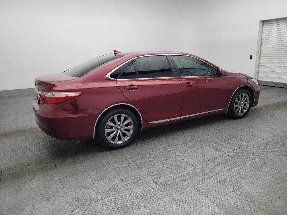 2017 Toyota Camry XLE - Photo 8
