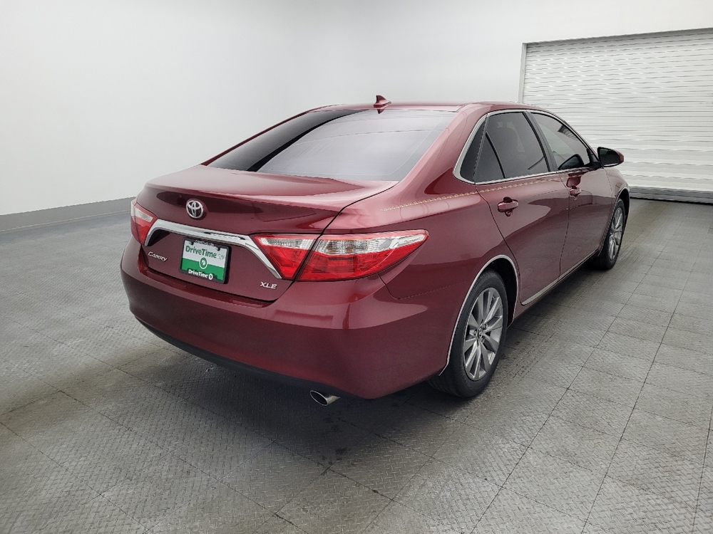 2017 Toyota Camry XLE - Photo 7