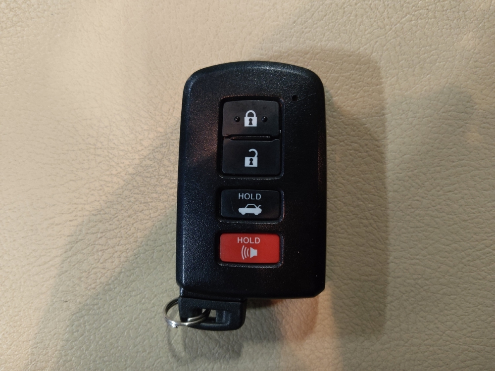 2017 Toyota Camry XLE - Photo 25