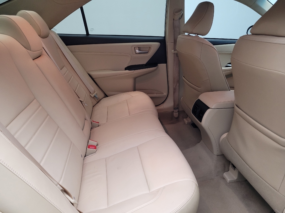2017 Toyota Camry XLE - Photo 15