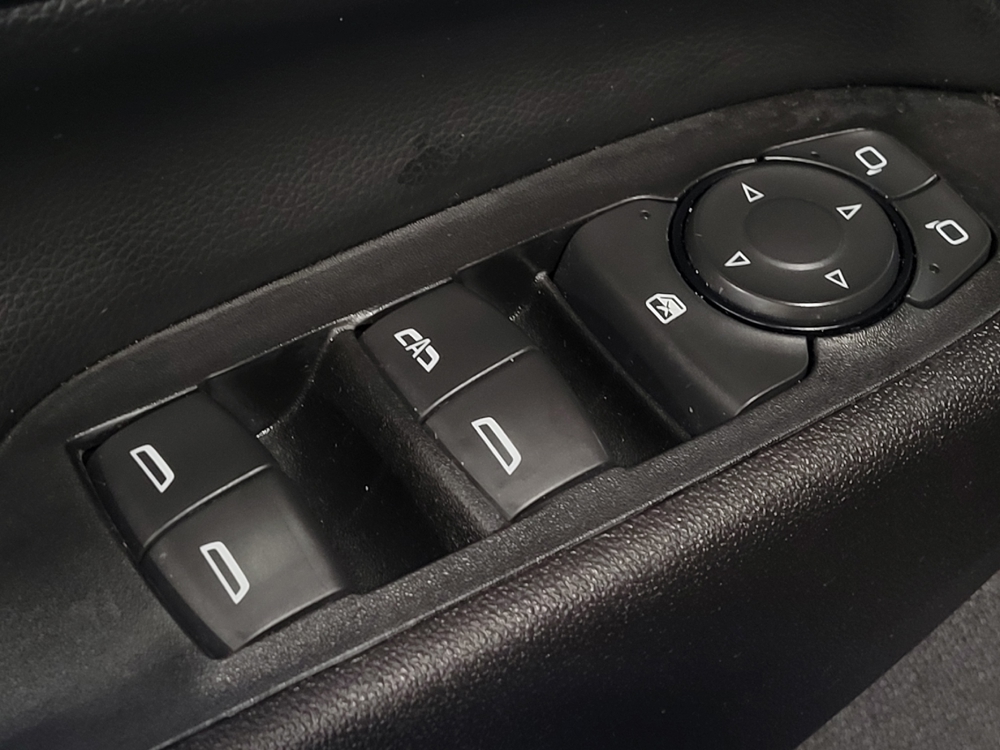 2018 Chevrolet Equinox LT - Photo 21