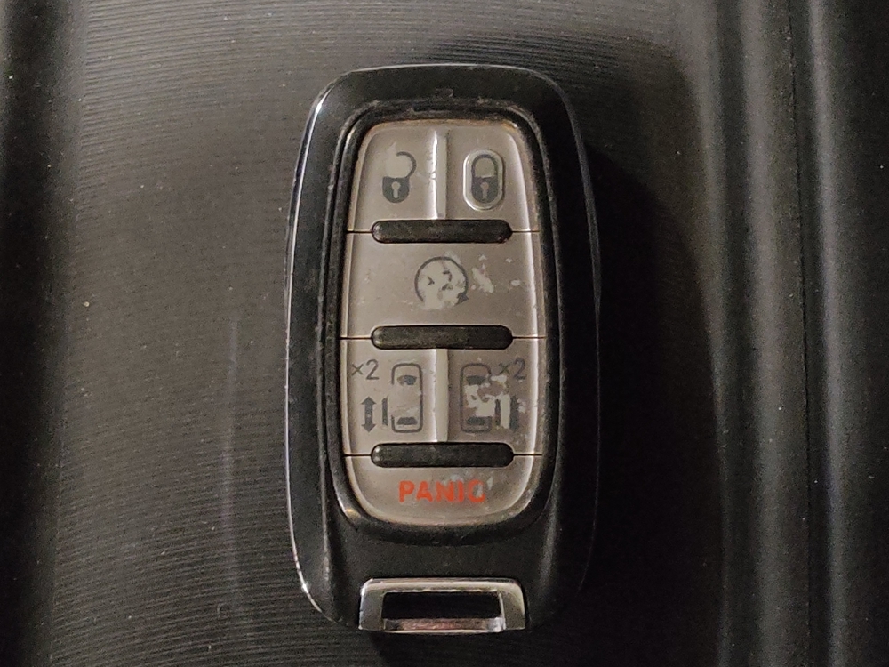 2021 Chrysler Voyager LXI - Photo 25