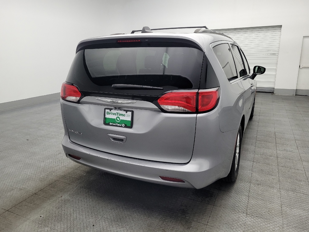 2021 Chrysler Voyager LXI - Photo 6