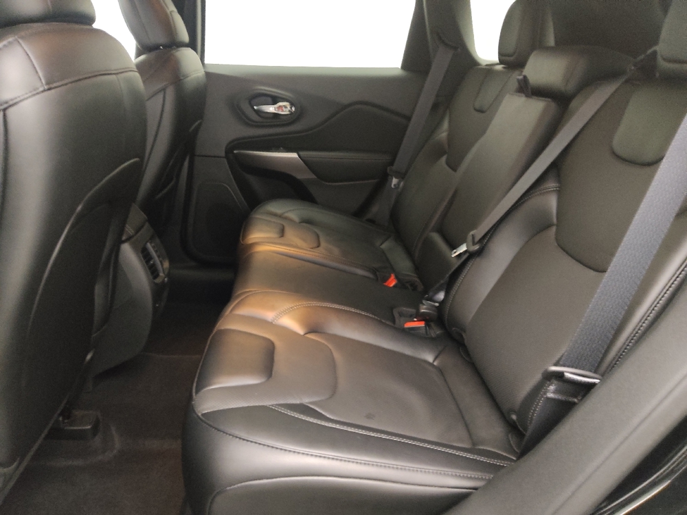 2022 Jeep Cherokee Latitude Lux - Photo 14