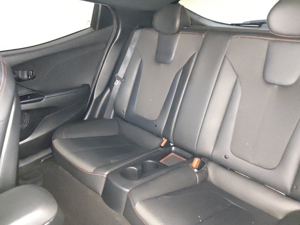2020 Hyundai Veloster Base - Photo 14