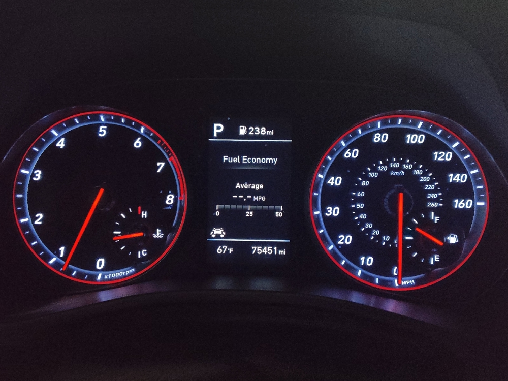 2020 Hyundai Veloster Base - Photo 18