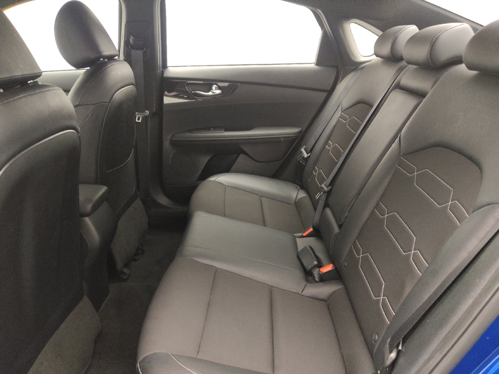 2024 Kia Forte GT-Line - Photo 14