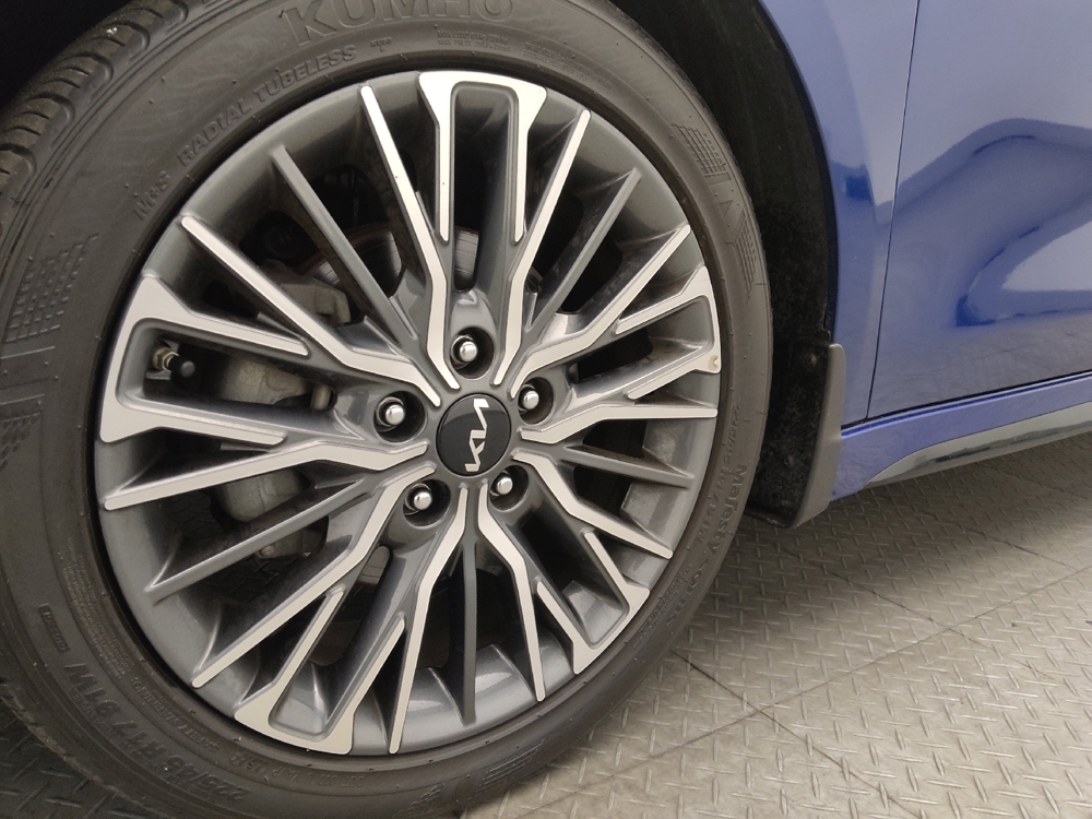 2024 Kia Forte GT-Line - Photo 24