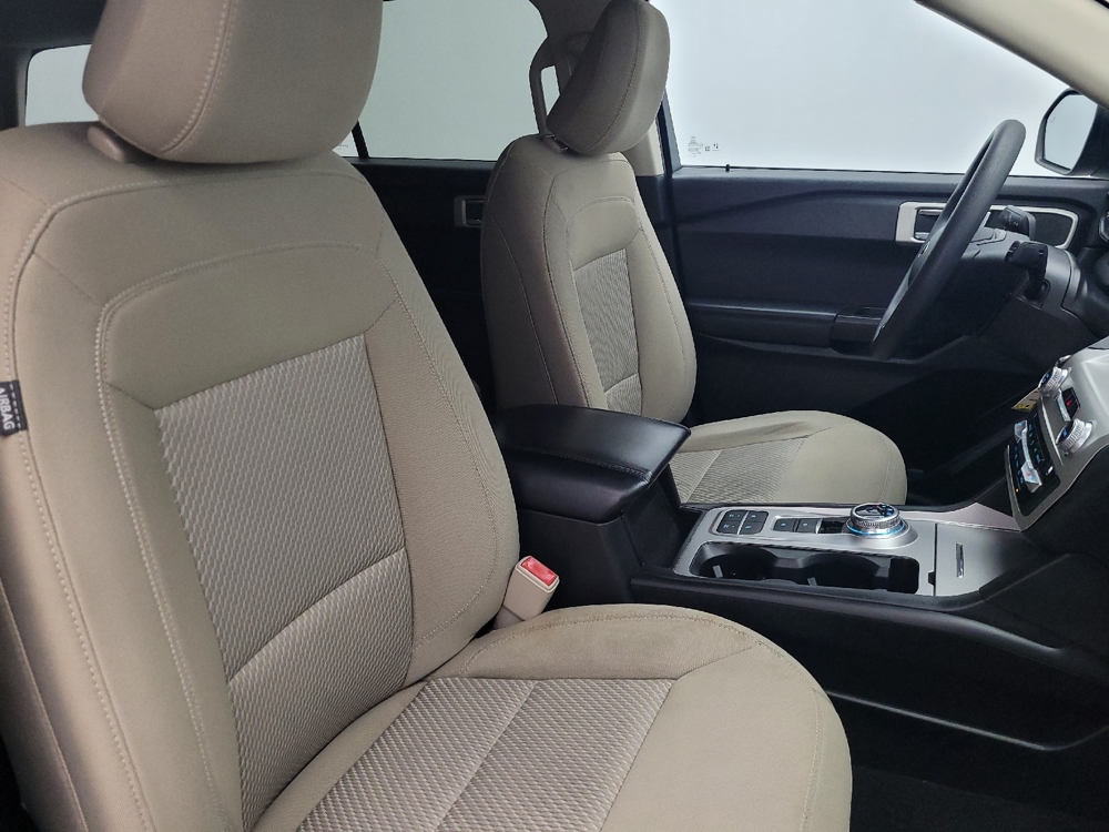 2021 Ford Explorer Base - Photo 16