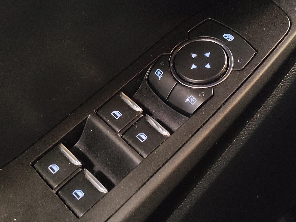 2021 Ford Explorer Base - Photo 21