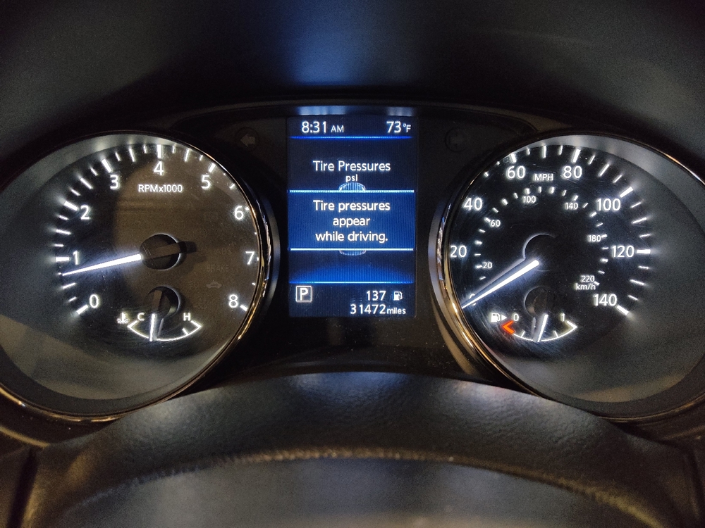 2019 Nissan Rogue SV - Photo 18