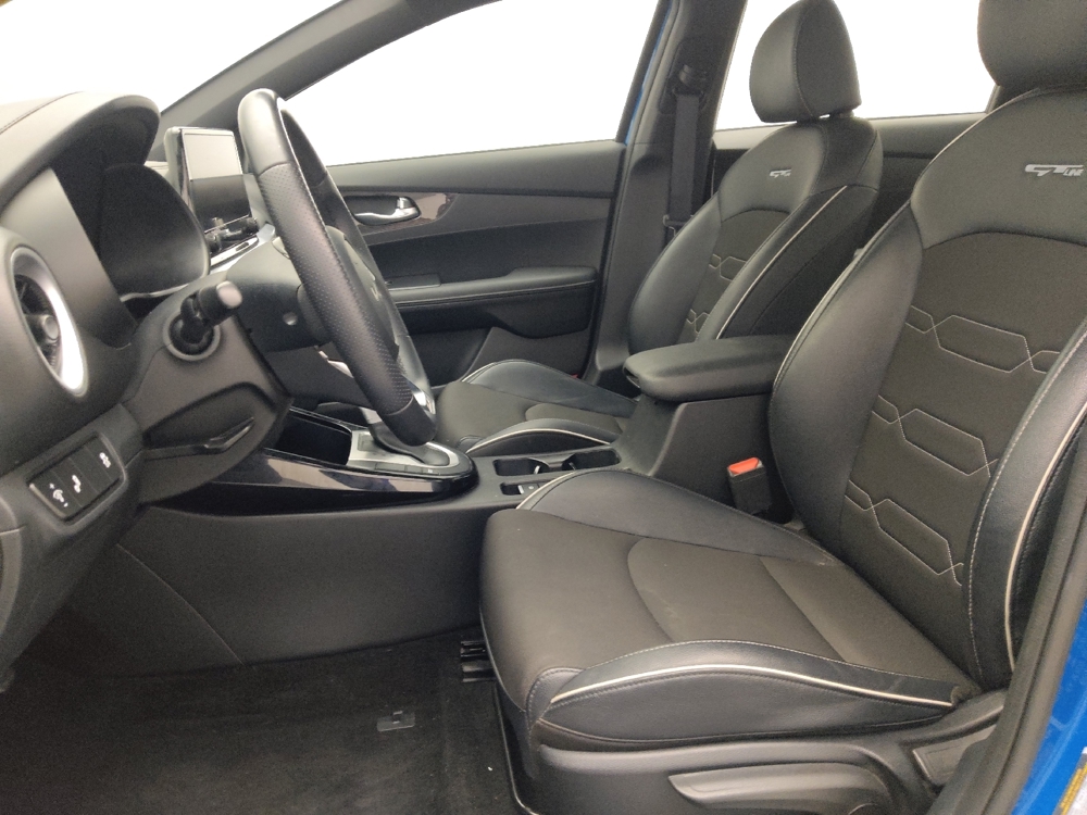 2023 Kia Forte GT-Line - Photo 13