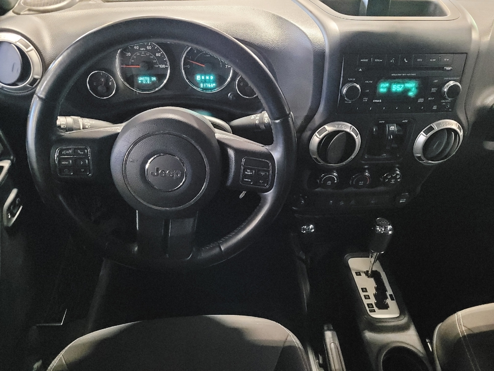 2017 Jeep Wrangler Unlimited Sahara - Photo 17