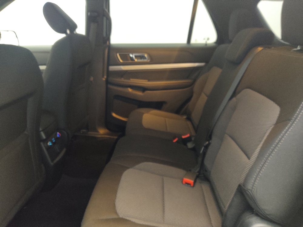 2018 Ford Explorer XLT - Photo 14
