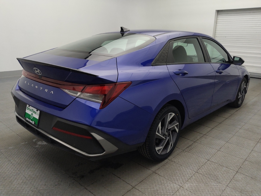 2025 Hyundai Elantra SEL - Photo 7