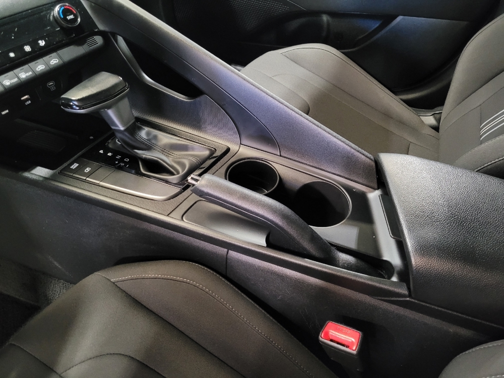 2025 Hyundai Elantra SEL - Photo 20