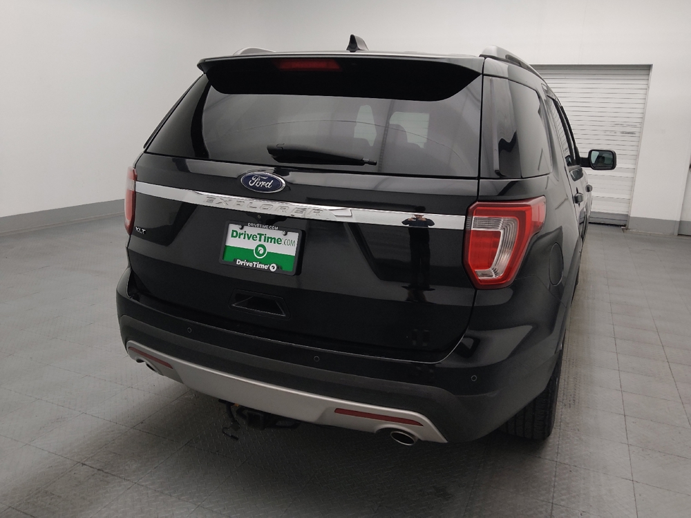 2017 Ford Explorer XLT - Photo 6