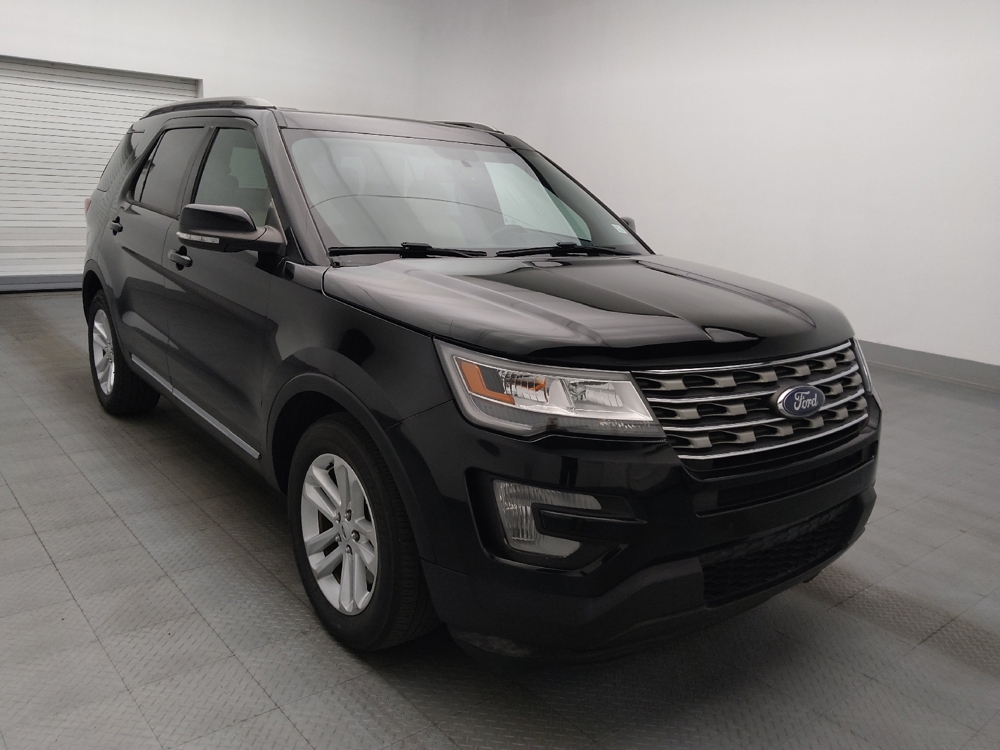 2017 Ford Explorer XLT - Photo 10