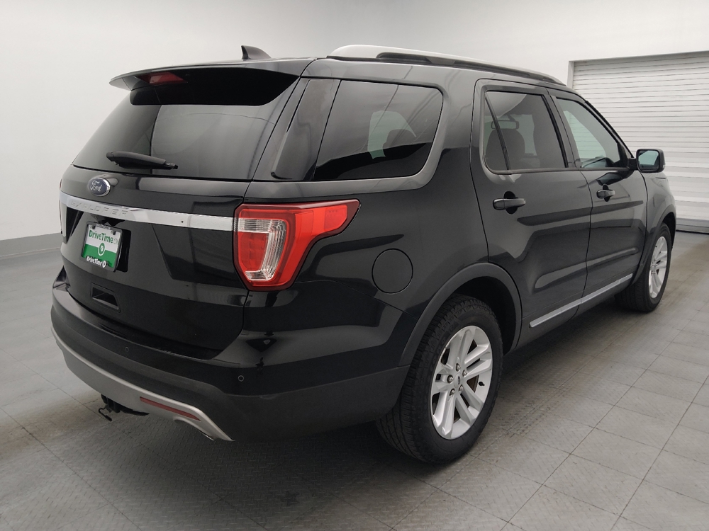 2017 Ford Explorer XLT - Photo 7