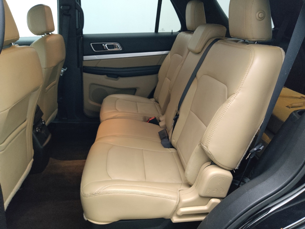 2017 Ford Explorer XLT - Photo 14