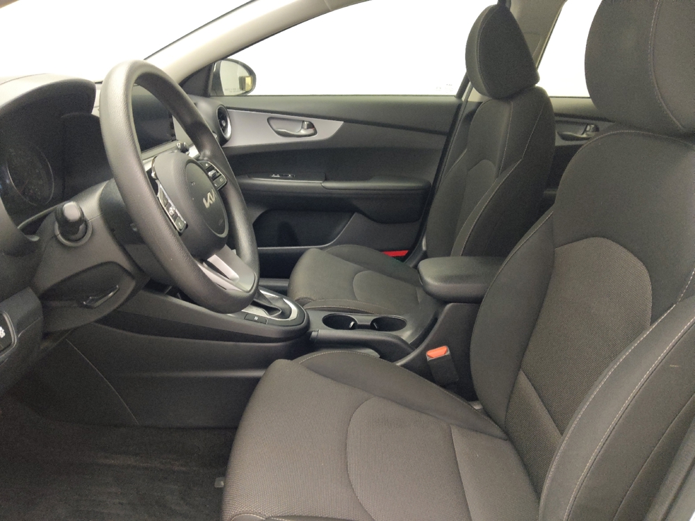 2022 Kia FORTE FE - Photo 13