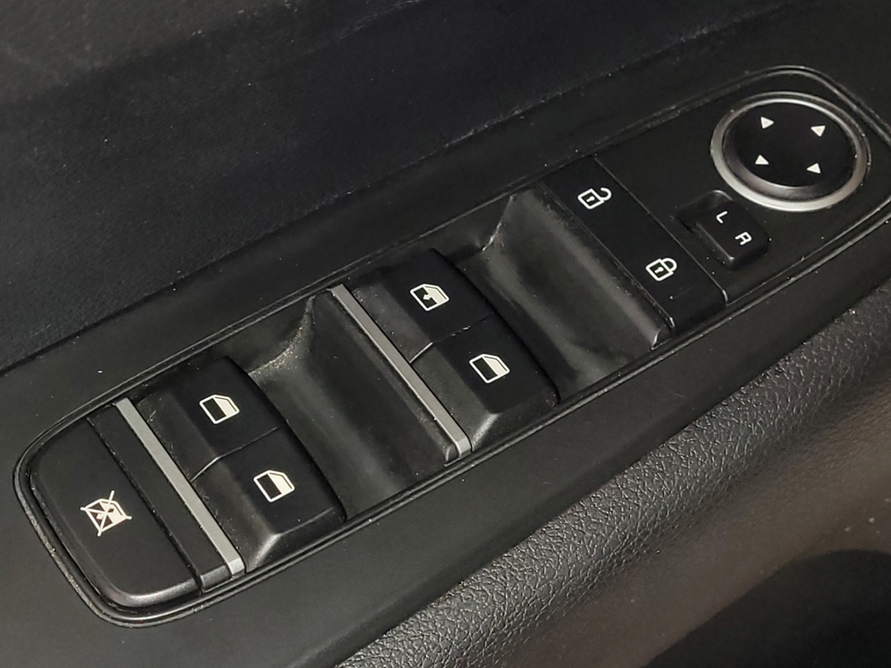 2022 Kia FORTE FE - Photo 21