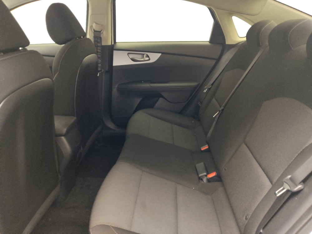 2022 Kia FORTE FE - Photo 14