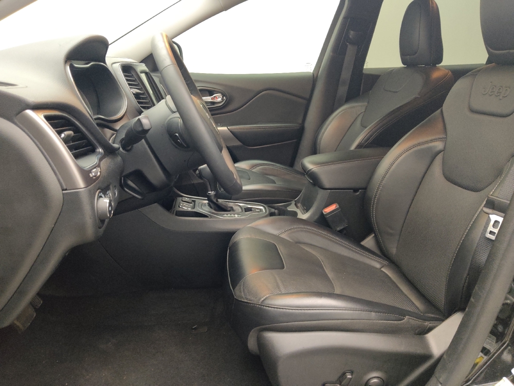 2022 Jeep Cherokee Latitude Lux - Photo 13